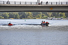 MzAB und Rettungsboot der FFW Golm unter der Humboldbrücke in Potsdam